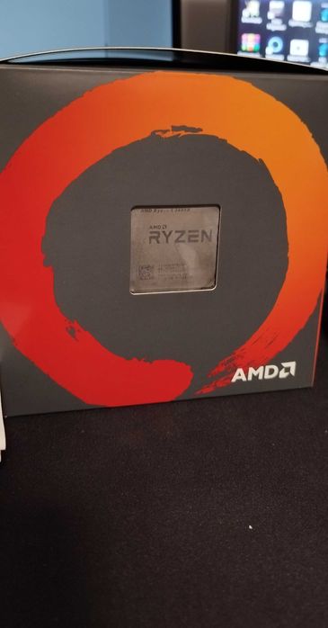 Перфектен процесор Ryzen 5 2600x ПЪЛЕН КОМПЛЕКТ