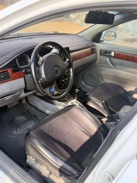 Продается Lacetti 2013 года