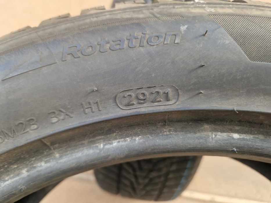 2 Hankook R19 235/50
Зимни гуми 
DOT2921