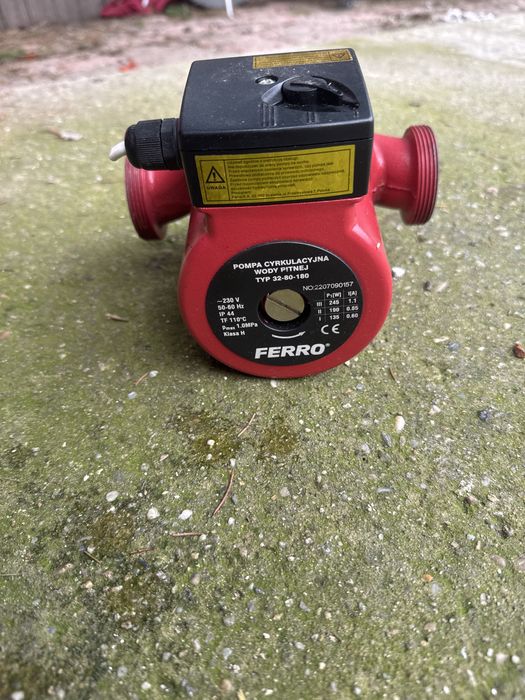 Pompa ferro in stare foarte buna