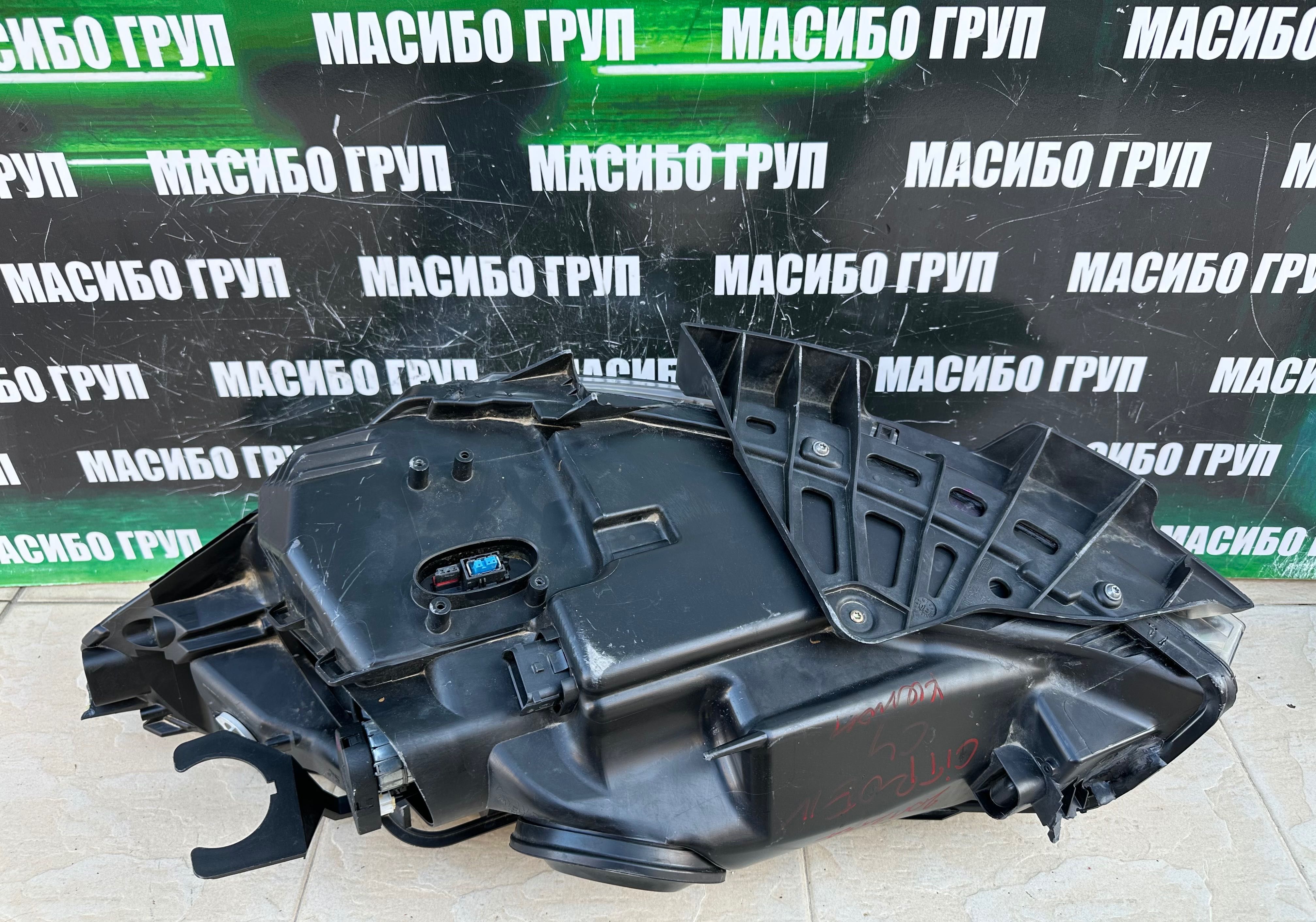 Фар far десен фарове за Ситроен Citroen C4 PICASSO