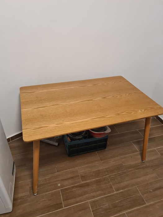 Vand masa din MDF cu picioare rotunde lemn fag