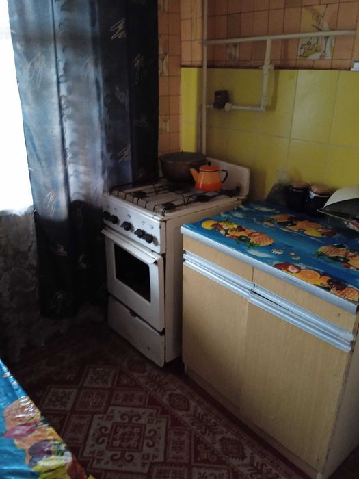 Продаю Квартиру 2 комнатную, дом галерейный, этаж 3.