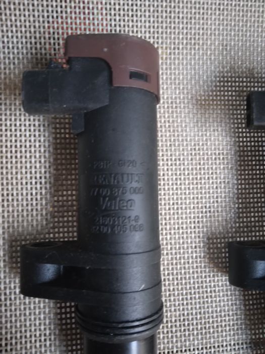 Vand fise bujii Renault