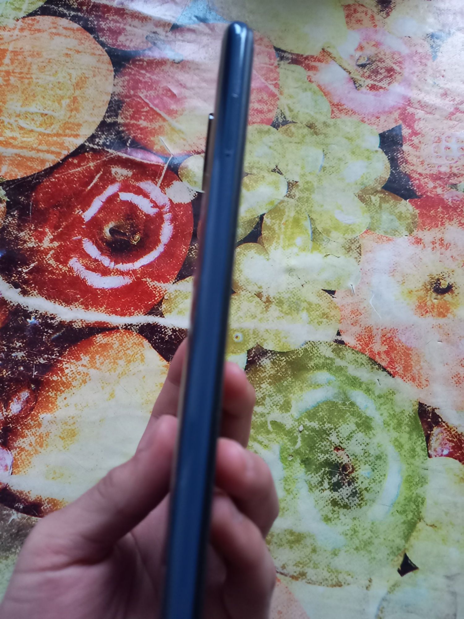 Redmi note 9 sotiladi