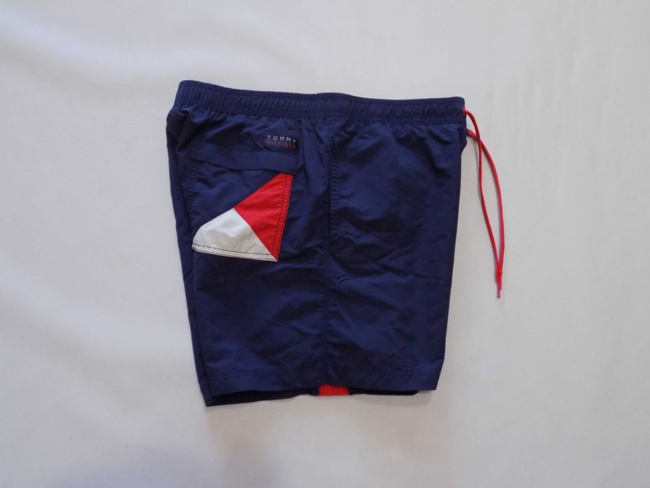 Къси панталони tommy hilfiger шорти гащета бански оригинални мъжки M/L