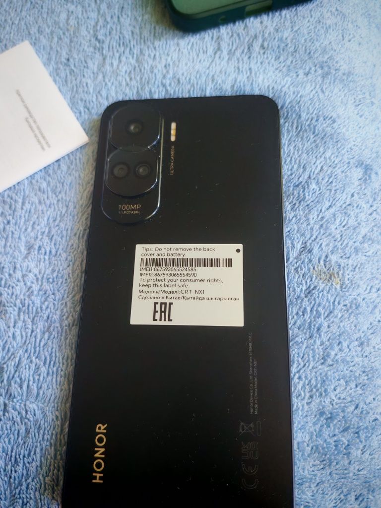 HONOR 90 lite цвет чёрный, в отличном состоянии