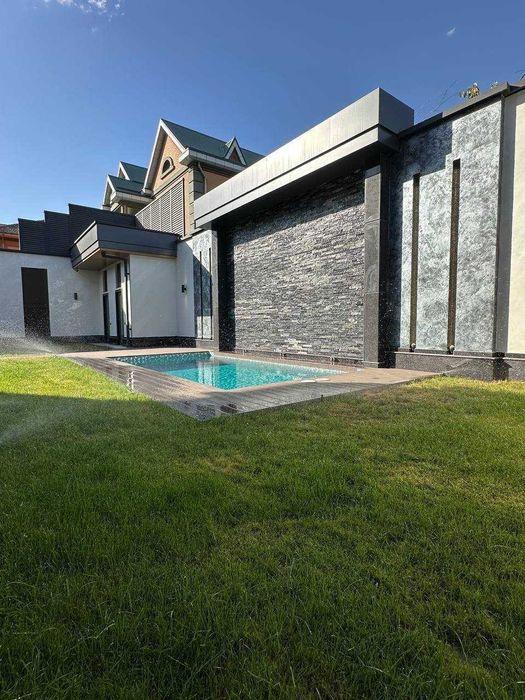 Сдаётся премиальный дом в стиле Hi-Tech!