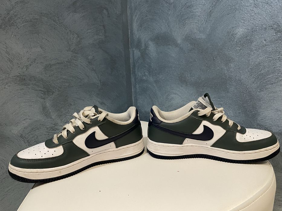 Nike Air Firce 1 , Unisex nr . 36,5 cm . 23,5