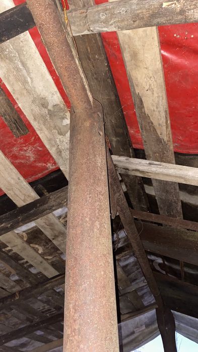 Construcție metalică, țeavă, fermă, hală sau stalpi de gard de vânzare