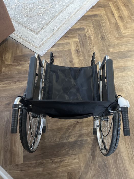 Инвалидная коляска