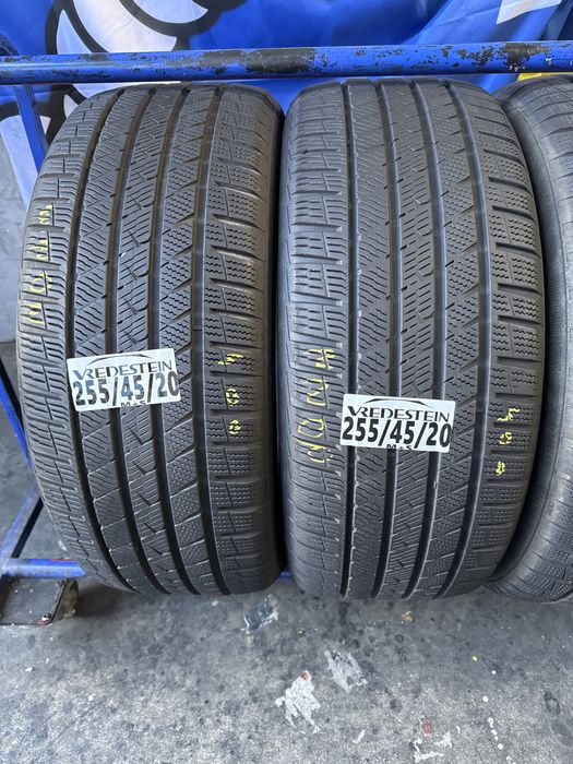 255/45/20 Vredestein M+S
