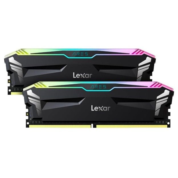 32gb 6800 Mhz Lexar.