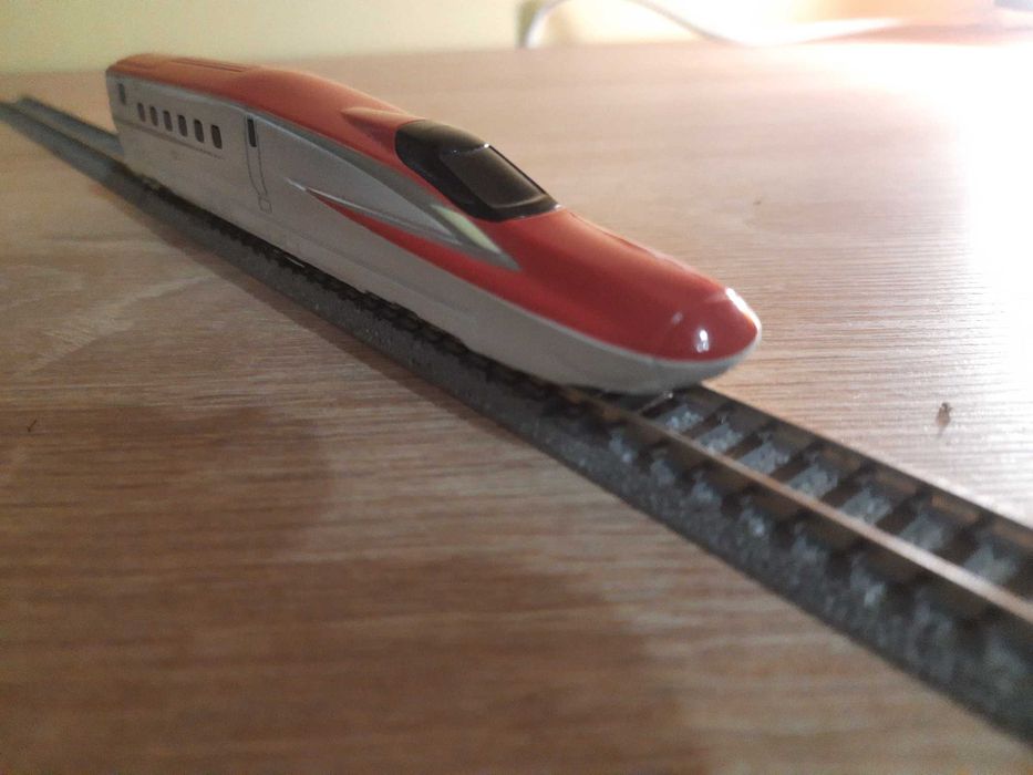 Влак Shinkansen J.R. Series E6 Akita (Komachi) мащаб N 1:160