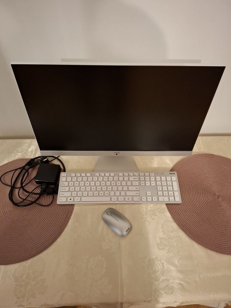 PC All-In-One ASUS M241D, putin folosit cu WINDOWS 11 preinstalat