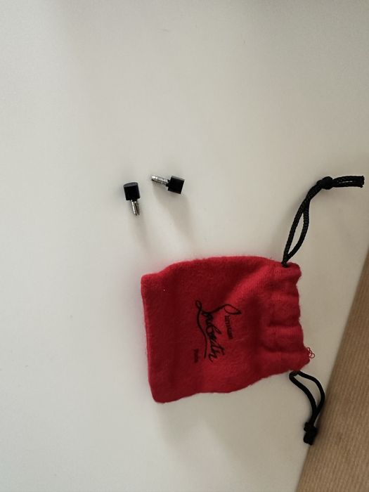 Christian Louboutin обувки Беж