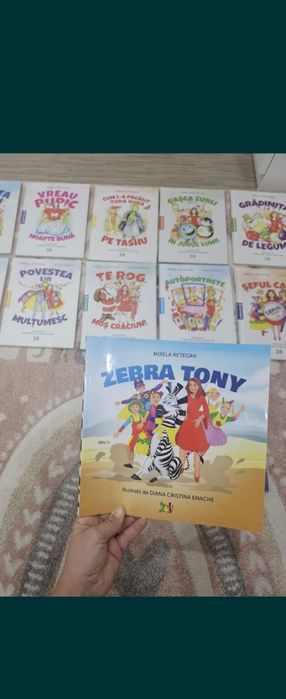 Set 12 carti Gasca Zurli