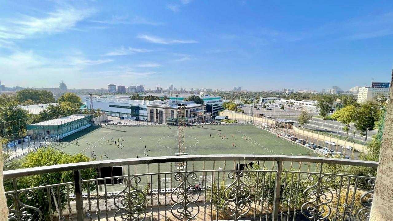 Сдается в аренду квартира с современным ремонтом!