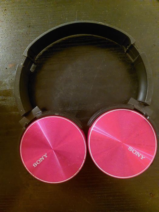 Наушники  Sony в хорошем состоянии