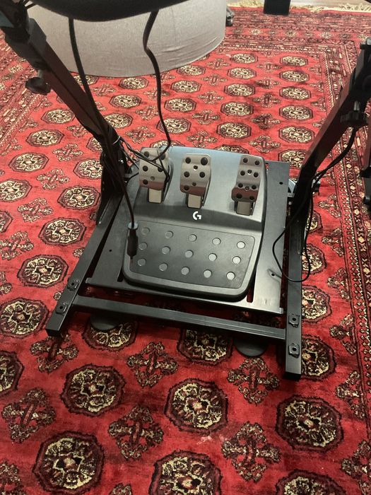 Volan Logitech G923 TrueForce cu schimbator Ps4 Ps5 Pc