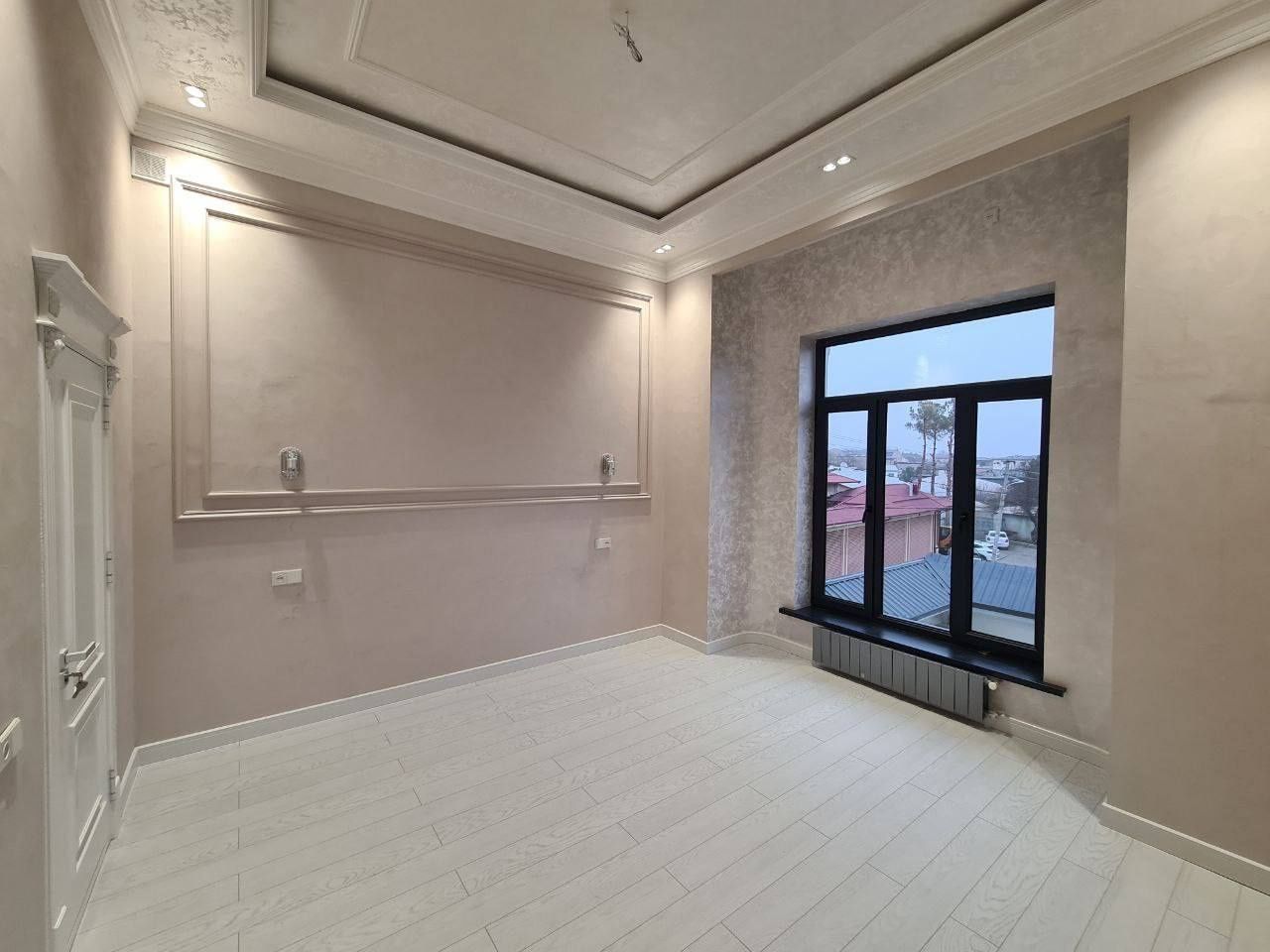 Продам Дом 6 комнат, 2,2 соток, ор-р: ул. Циолковский