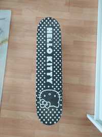 Skateboard HelloKitty