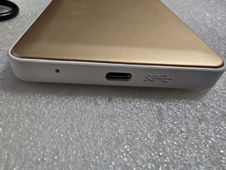 Hard disk extern G-Technology G-DRIVE 1TB USB-C Portable Drive, Gold