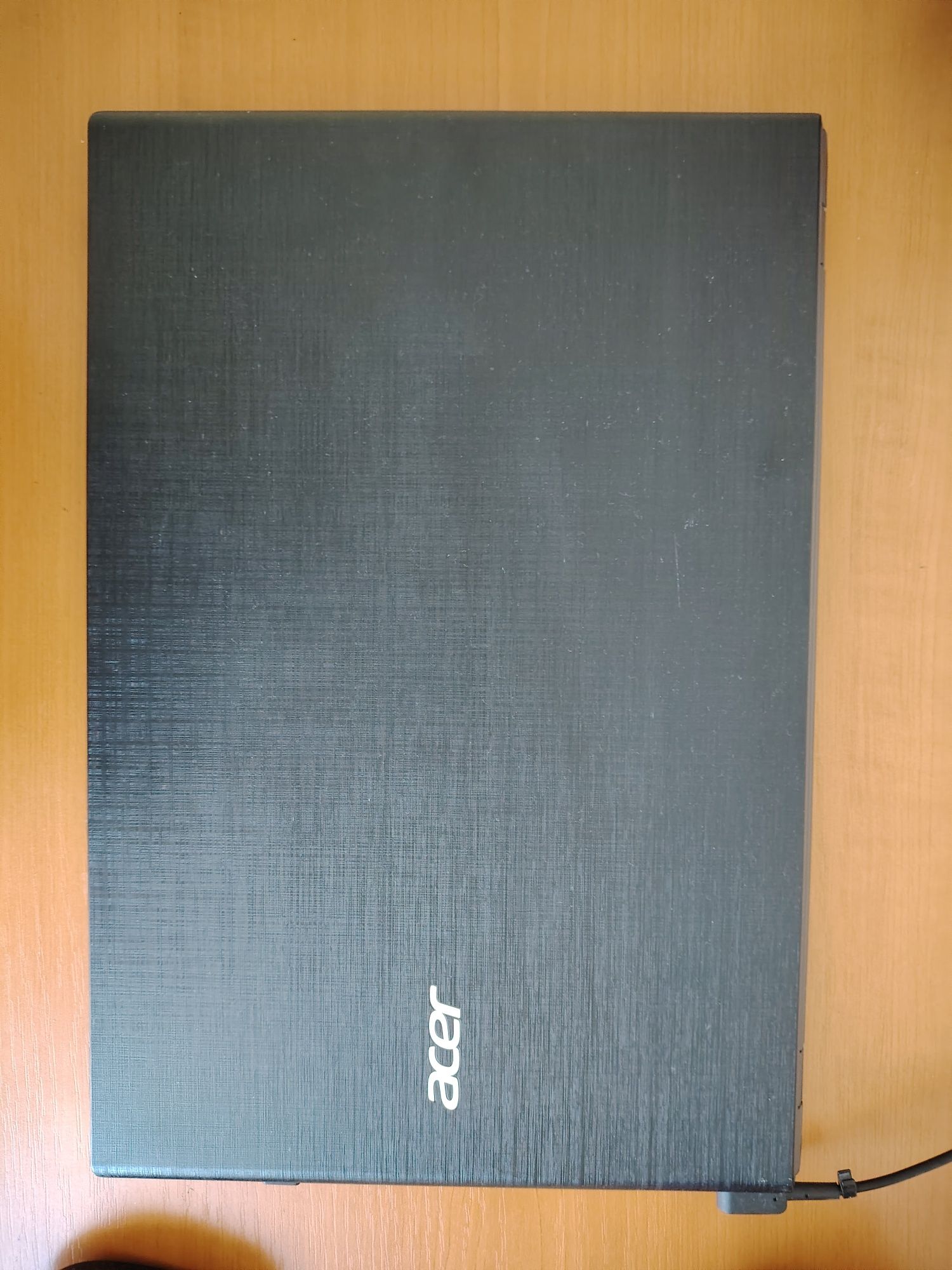 Лаптоп Acer E15 много запазен