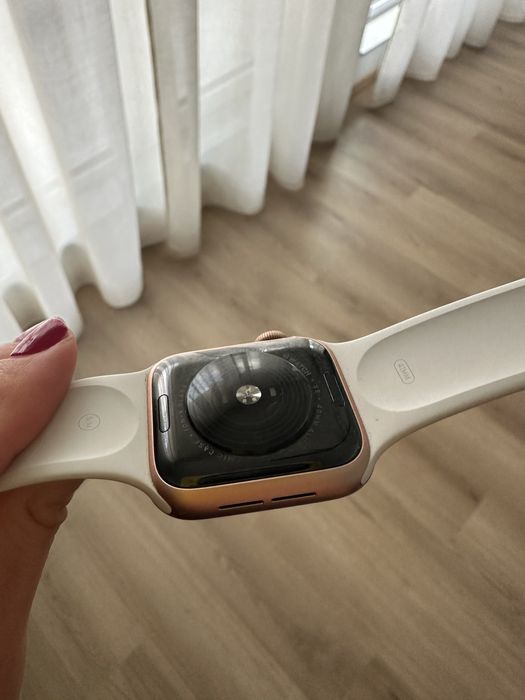Apple Watch SE 40 mm