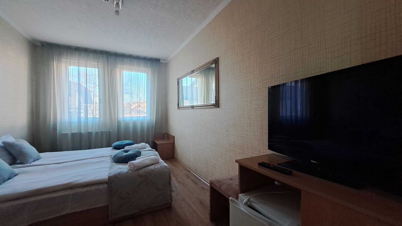 Продава се Хотел в Банско - 920 кв.м за 707 €/кв.м - Снимка #5