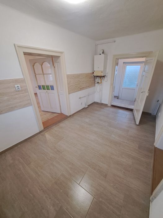 Vând casă în Sat Alamor, com Loamnes (Sibiu)