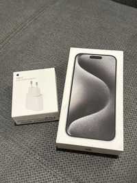 Vand/schimb Iphone 15 pro 256gb white titanium,neverlocked,NOU,sigilat