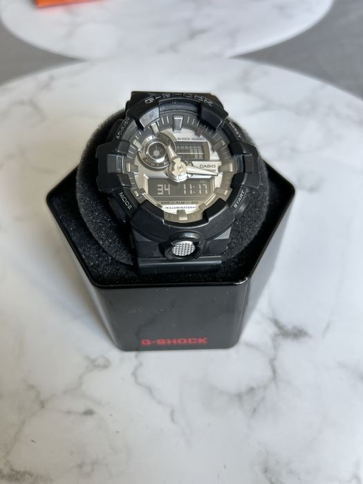 Часовник Casio G-shock GA-710 ! Оригинален! 60 лв …
