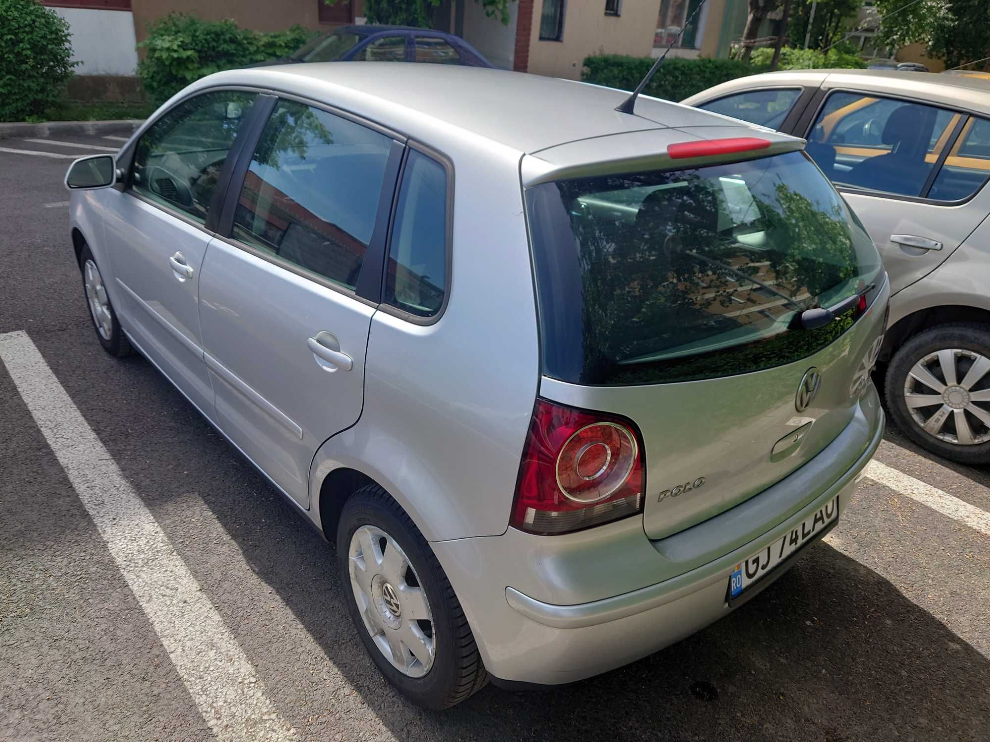 Vând Volskwagen Polo Atractive 1,4 Benzina