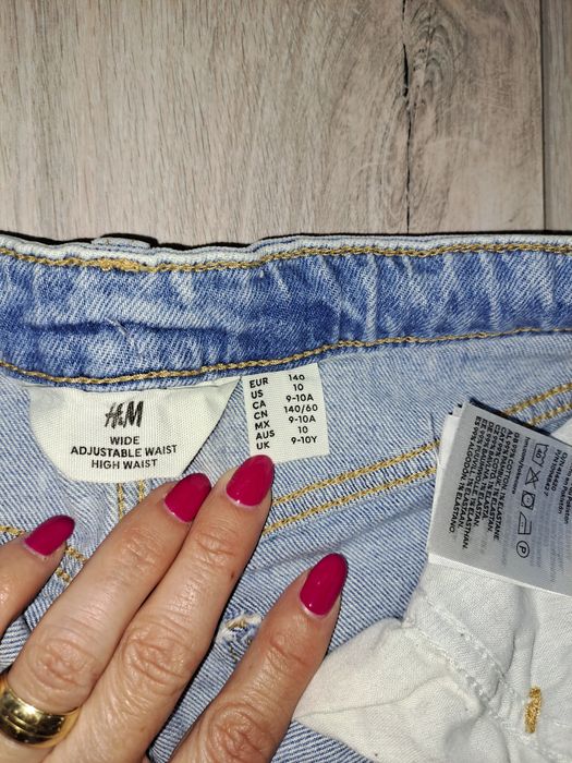 Blugi H&M fete marimea 9-10 ani