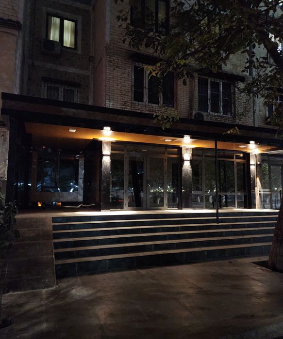 Сдаётся в аренду. 1 линия. Zo'r joy katta yo'lni yuzida. 101kv