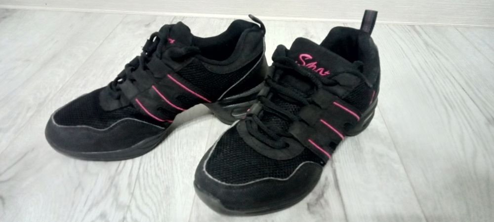 Продам танцевальные джазовки. Для танцев