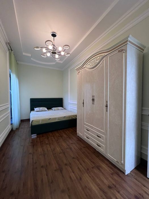 СРОЧНО! 2 сотки, с мебелью 
Сергели аэропорт