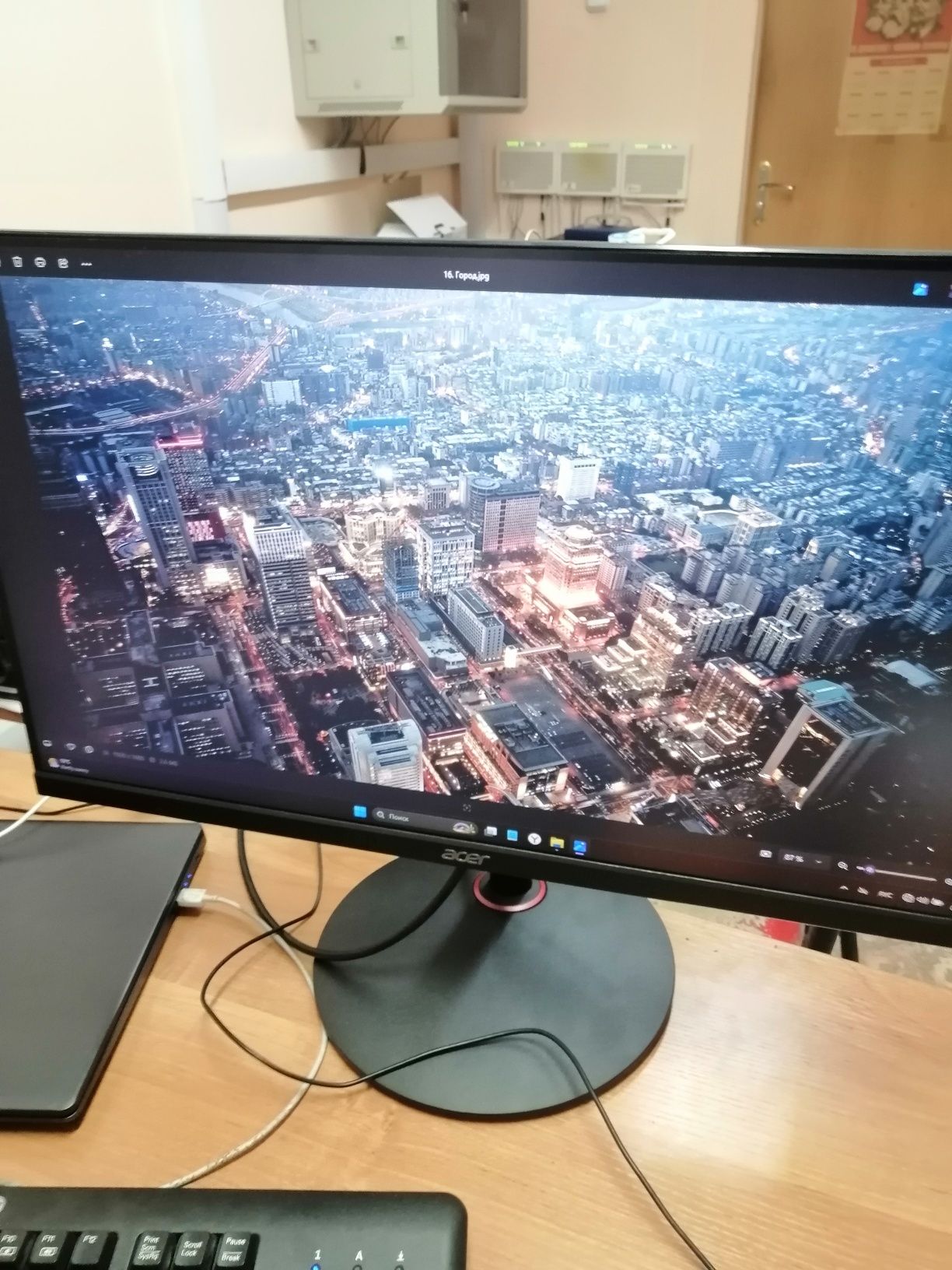 Продам монитор 390hz