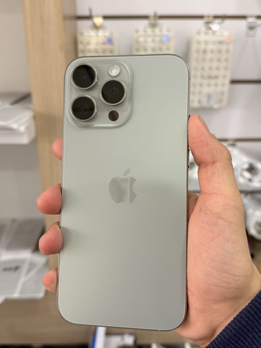 iPhone 16 Pro Max Natural