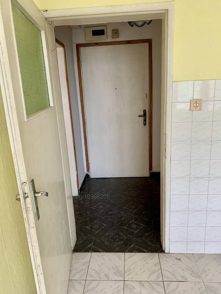 Продава се Двустаен апартамент в Шумен, Болницата - 46 кв.м за 1663 €/кв.м - Снимка #5