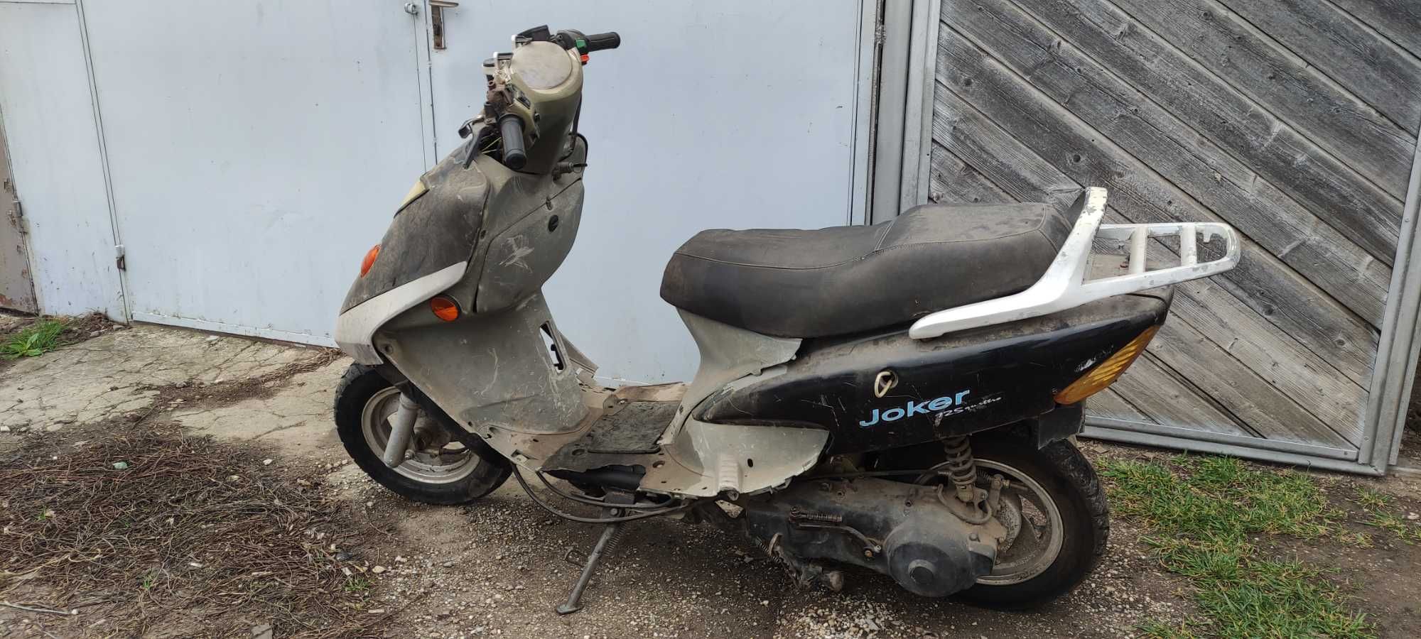 Скутер Suzuki 125сс (за части)