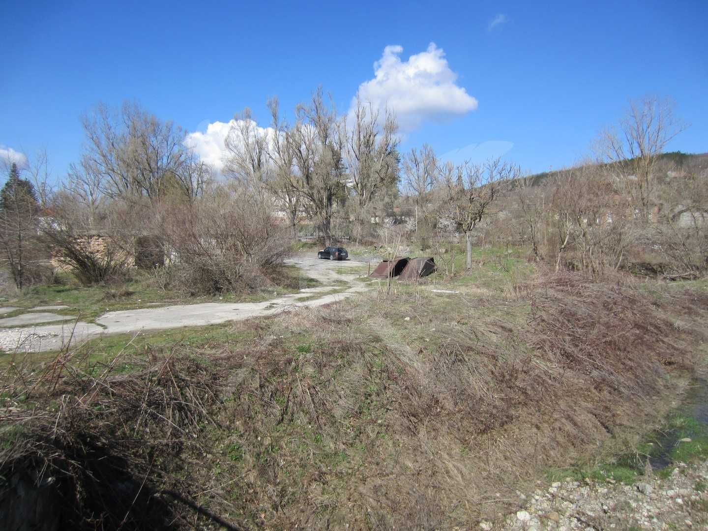 Парцел в село Веселиново