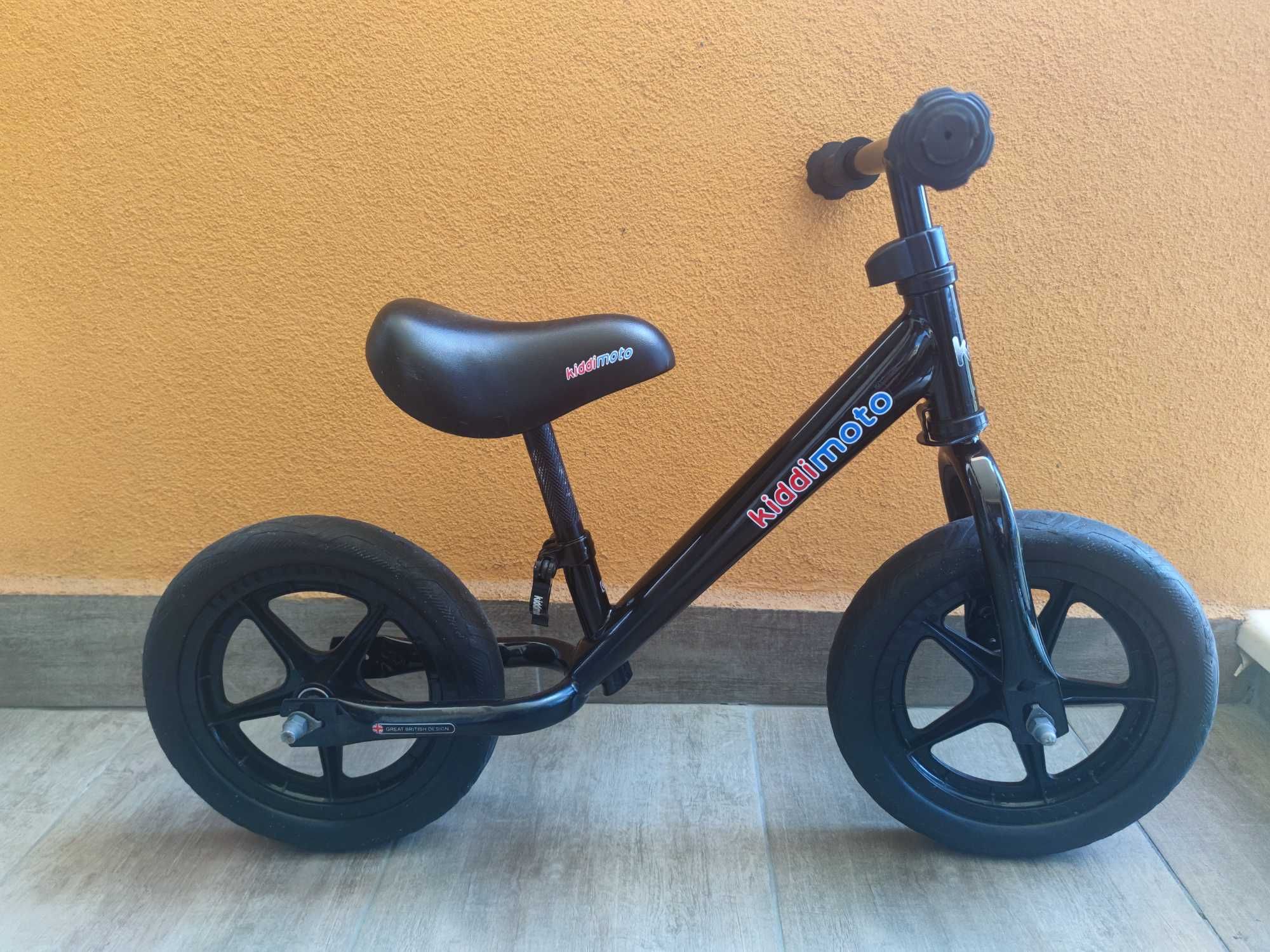 Kiddimoto: Колело за балансиране SUPER JUNIOR BLACK