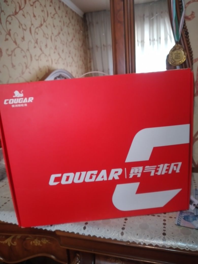 Ролик совершенню новый