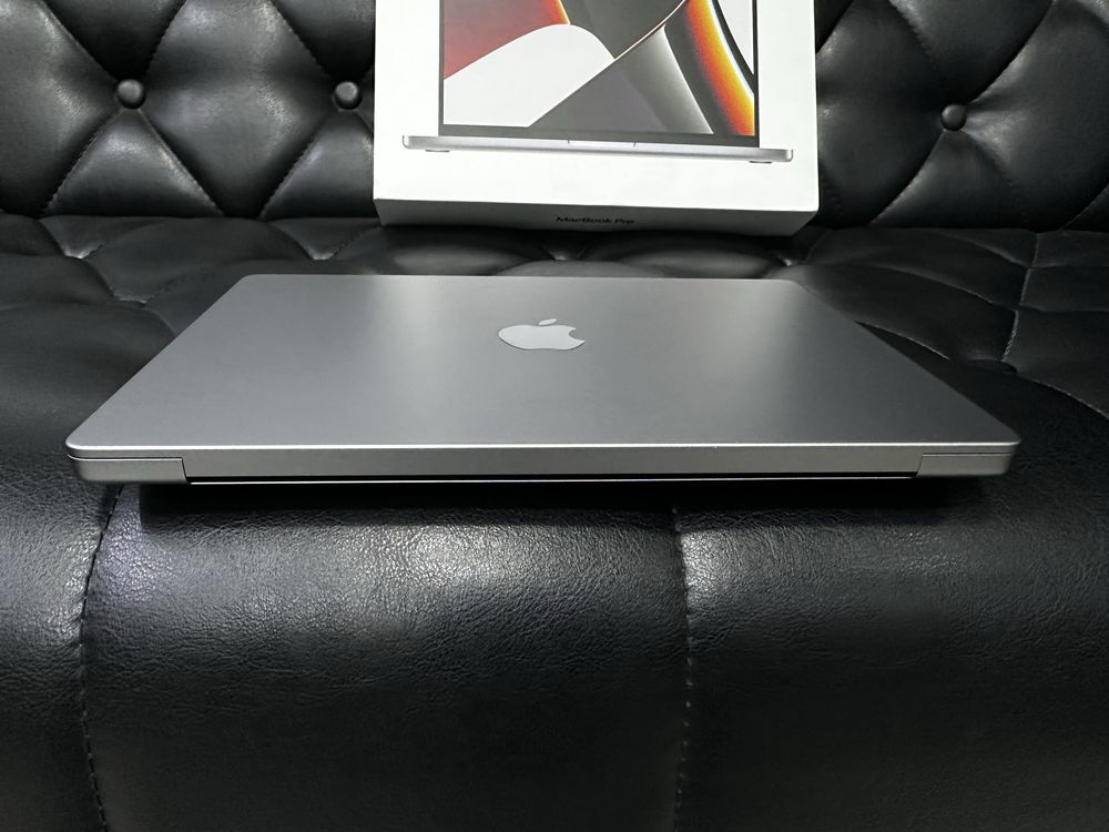 Apple MacBook Pro M1 Pro 2021 года в идеальном состояние
