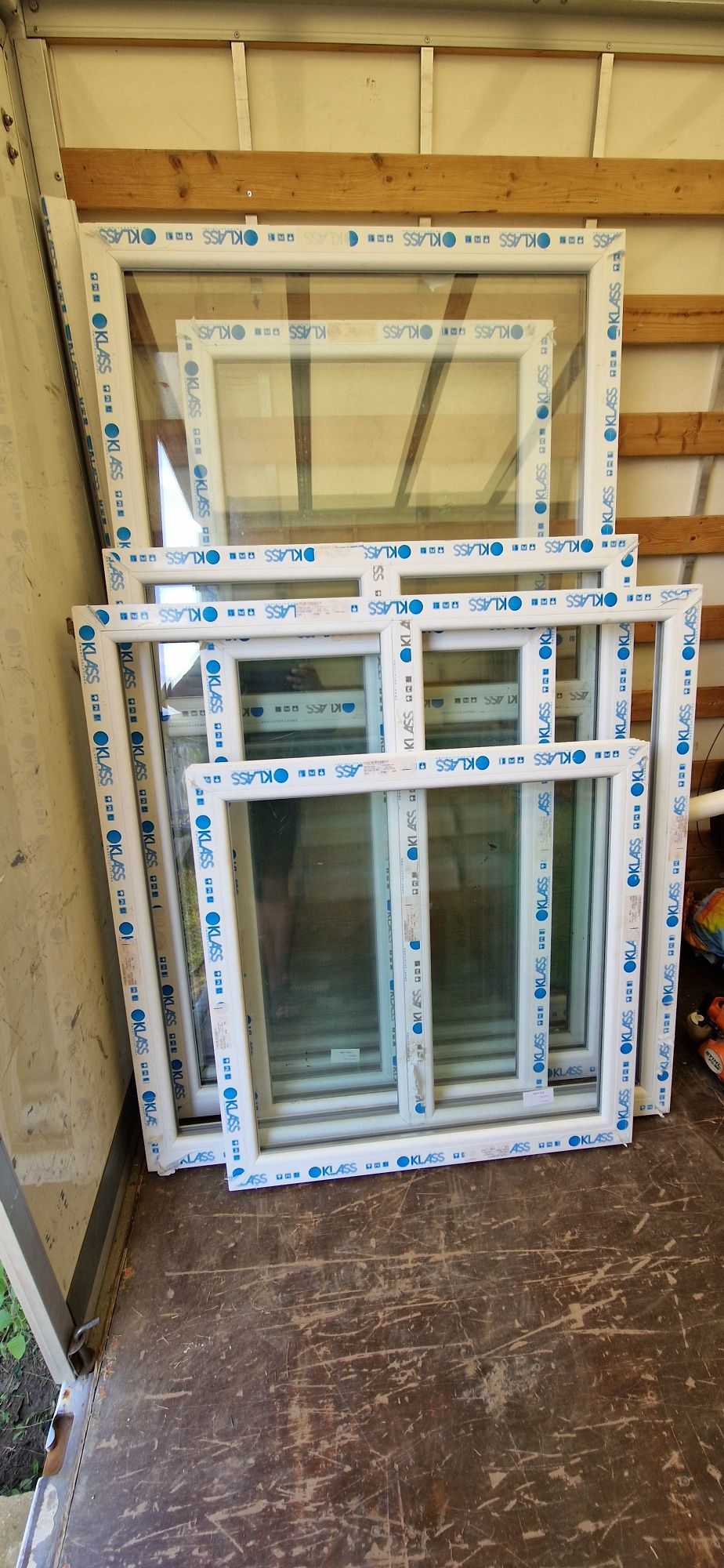 Ferestre pvc noi cu sticla termopan la super preț