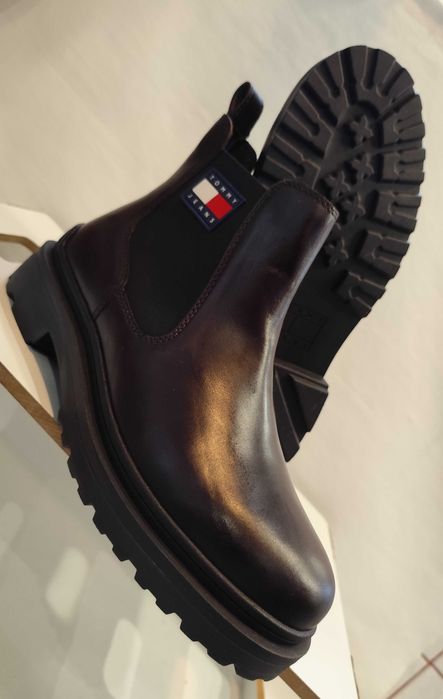 Ghete chelsea 43 plain toe Tommy Hilfiger NOI piele naturala
