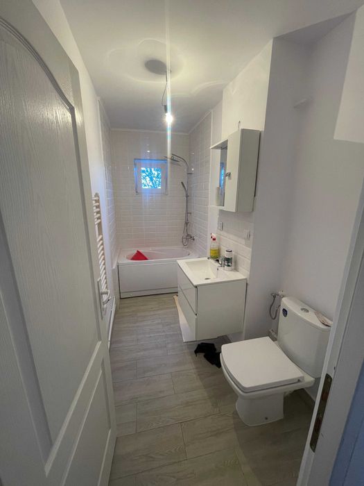 Apartament cu două camere de vânzare