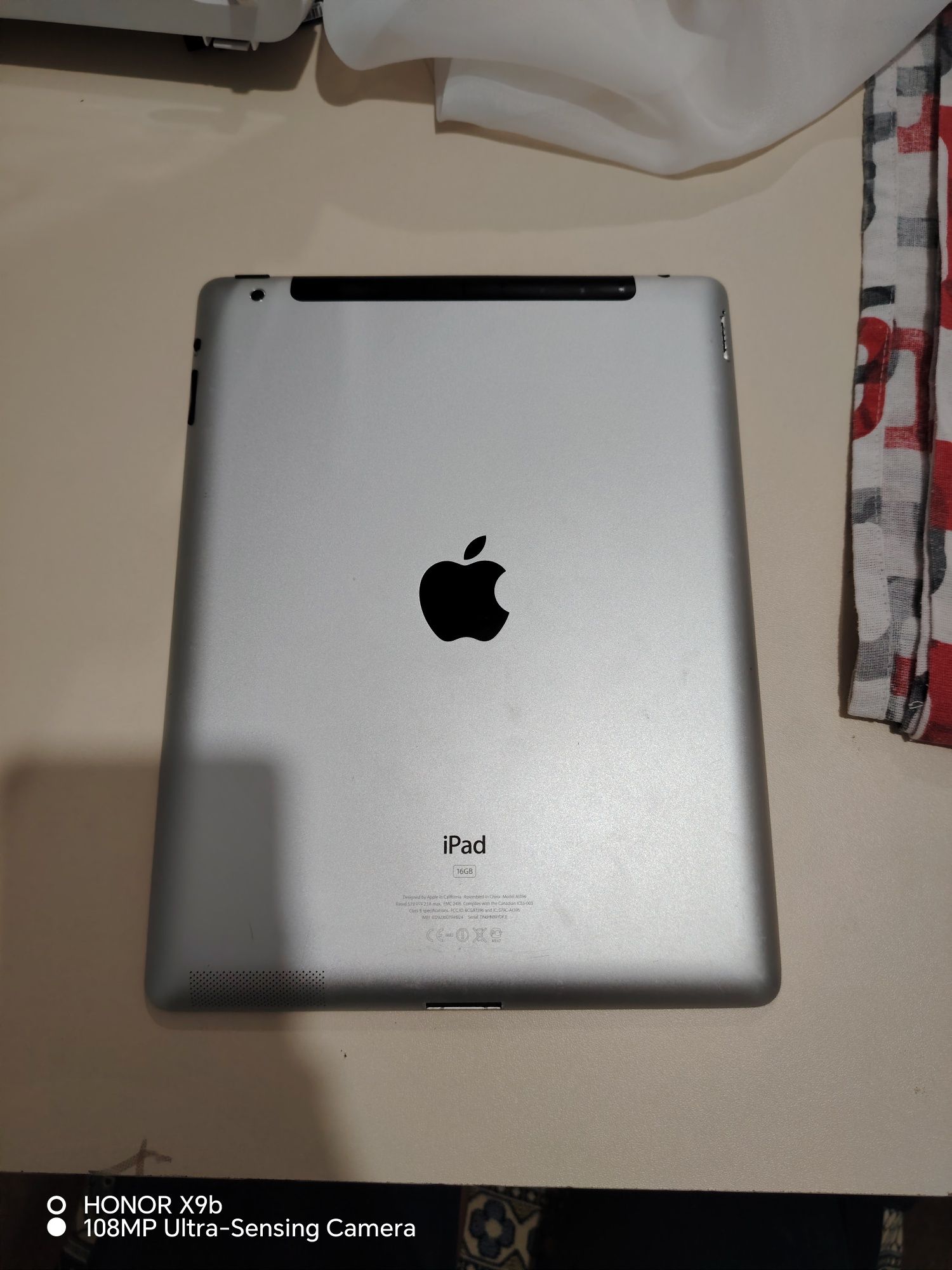 iPad 2 (IPhone.)